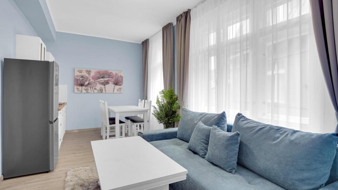 Aphrodite Suite Hotel 卡罗维发利 外观 照片