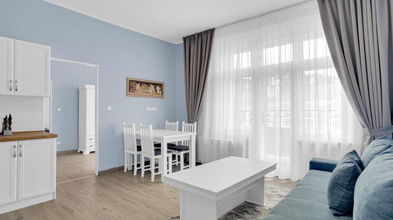 Aphrodite Suite Hotel 卡罗维发利 外观 照片