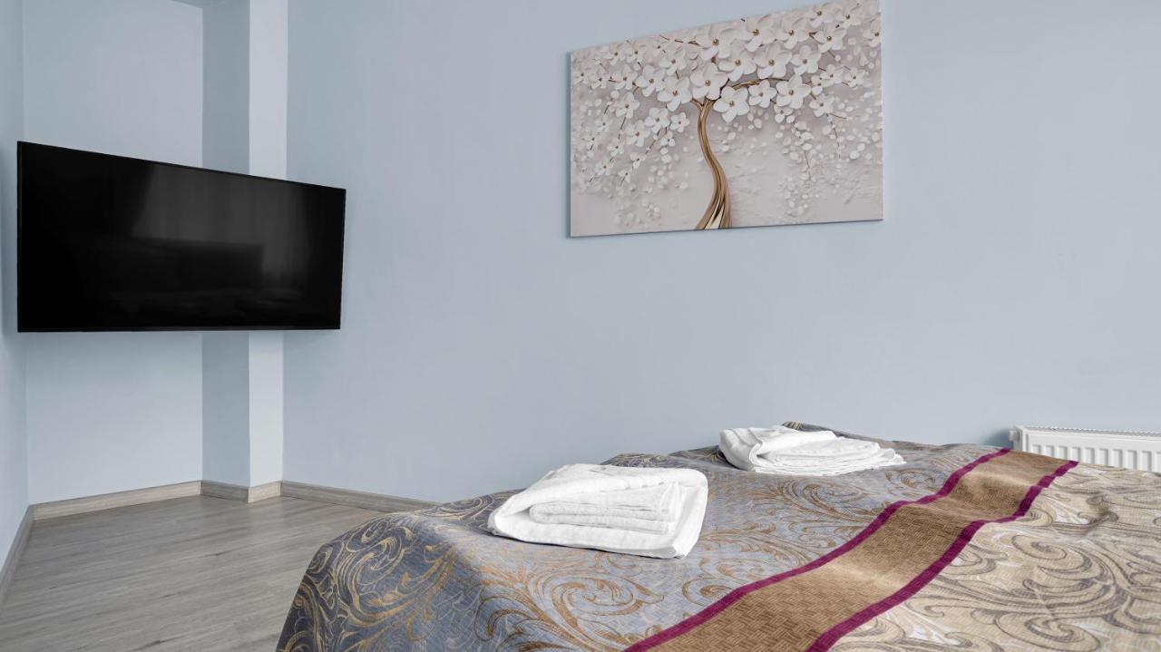 Aphrodite Suite Hotel 卡罗维发利 外观 照片
